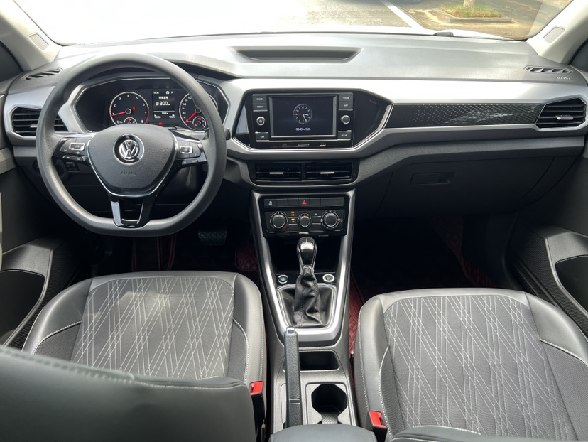 Volkswagen T-Cross 2021 car image #5