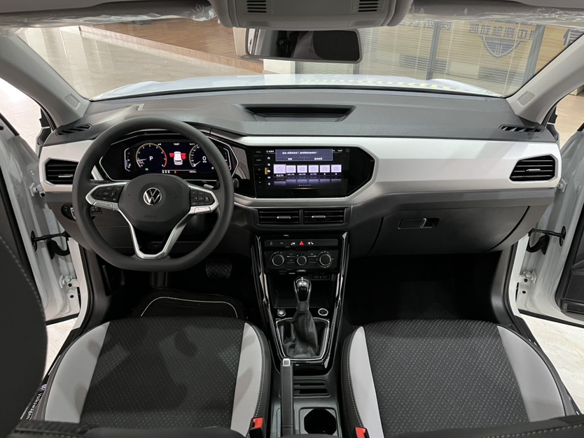 Volkswagen Tacqua 2022 car image #9