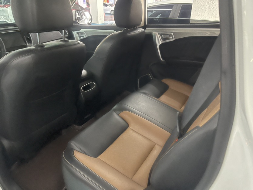 GEELY Vision X6 2017 car image #8