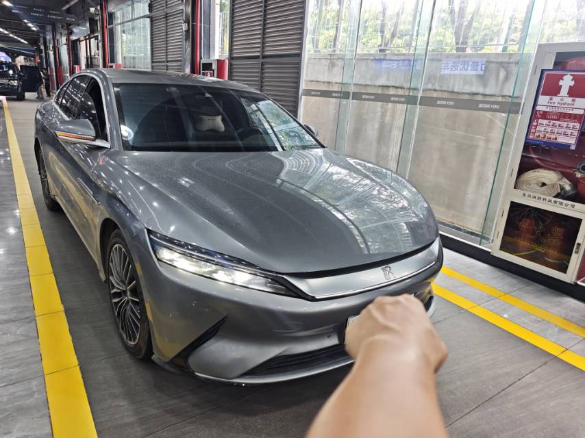 BYD Han 2022 car image #3