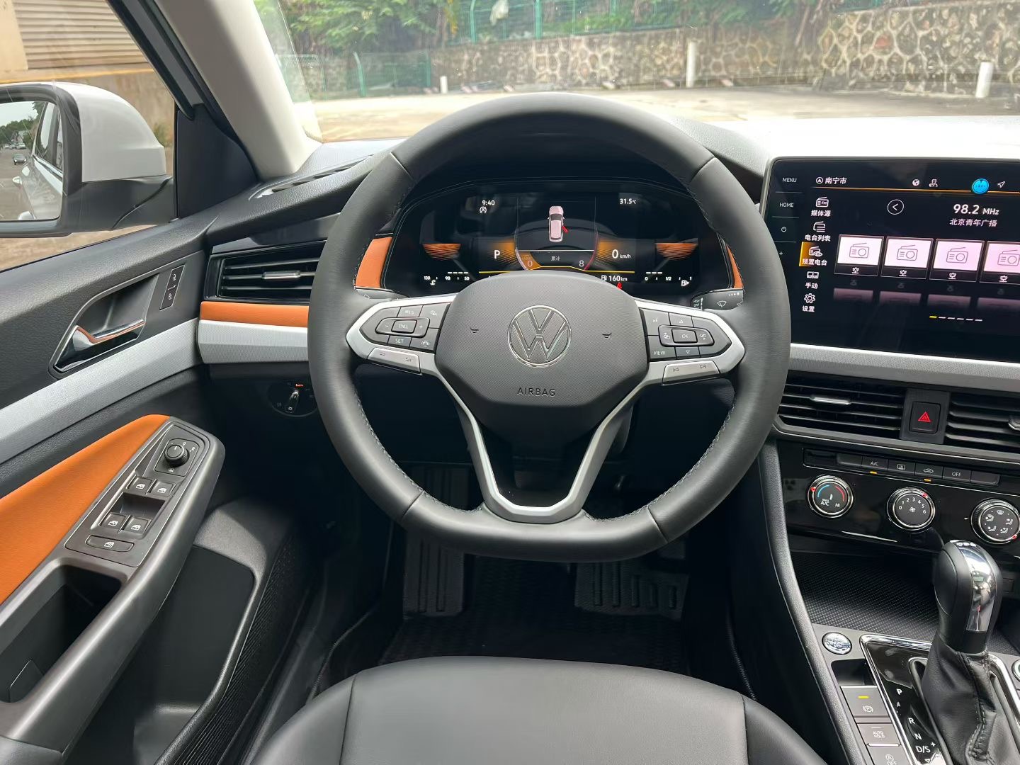 Volkswagen Bora 2026 car image #6