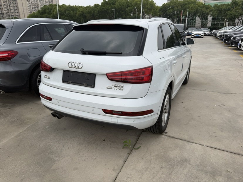Audi Q3 2018 #4 Audi Q3 2018 car image #4