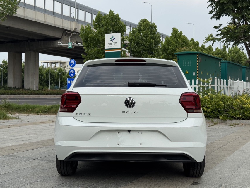 Volkswagen Polo 2024 car image #5
