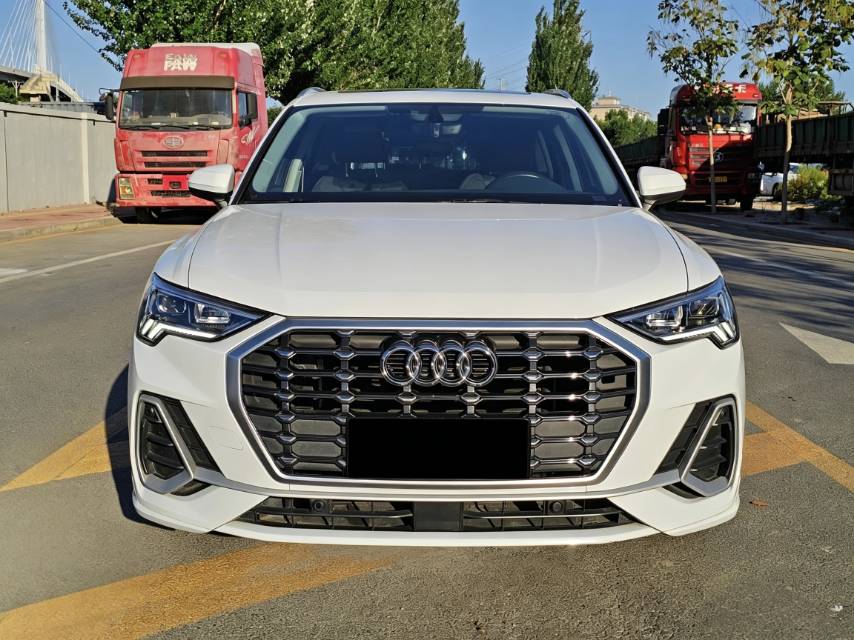 Audi Q3 2023 #2 Audi Q3 2023 car image #2