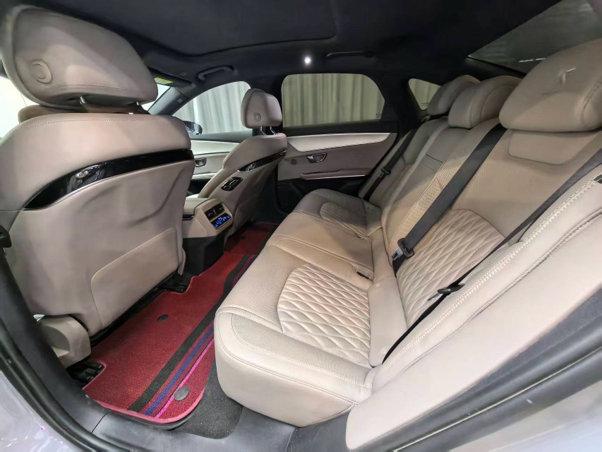 BYD Han 2024 car image #5