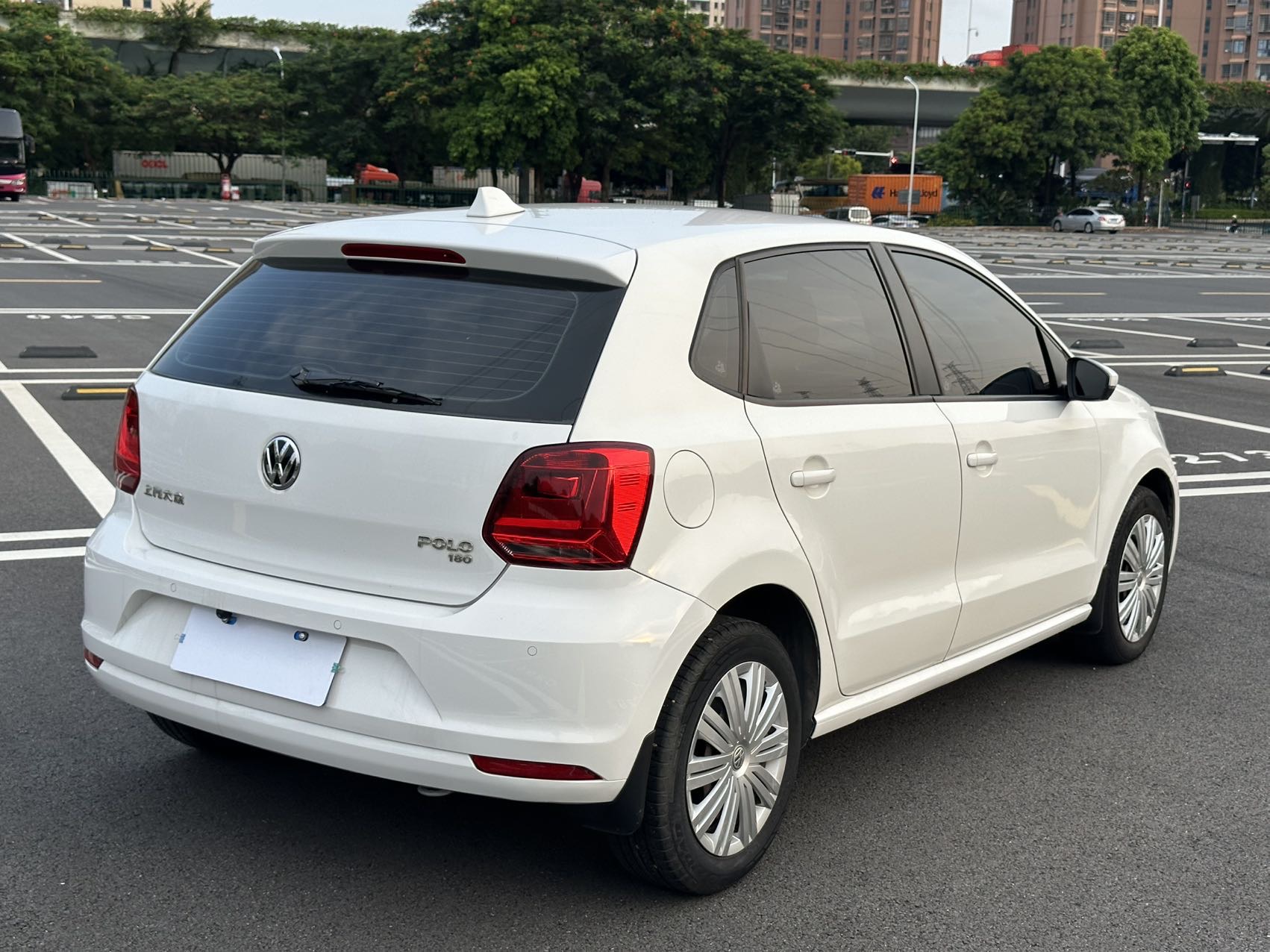 Volkswagen Polo 2017 #4 Volkswagen Polo 2017 car image #4