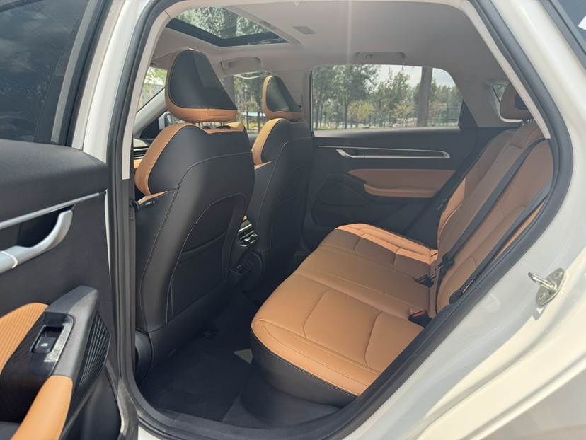 GEELY Emgrand 2024 #10 GEELY Emgrand 2024 car image #10