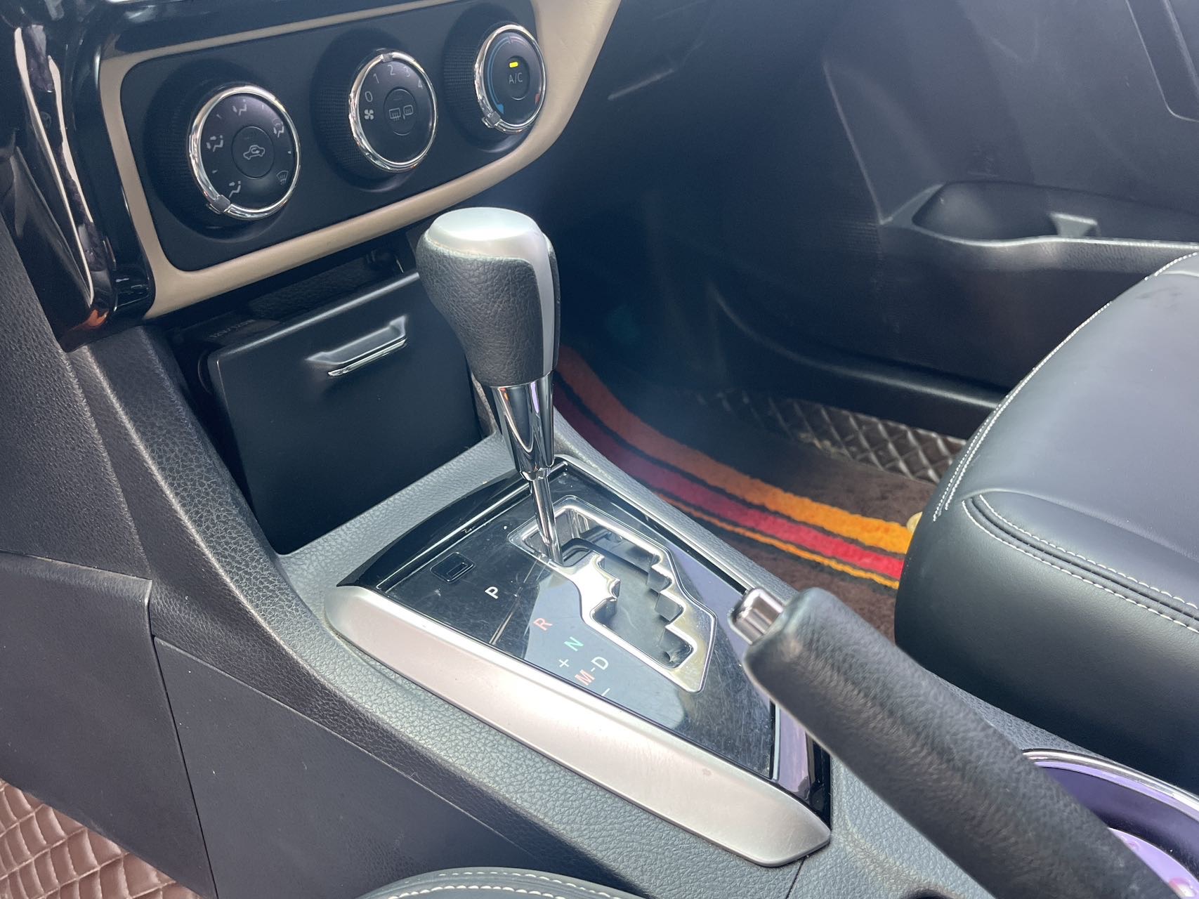 Toyota Corolla 2017 #12 Toyota Corolla 2017 car image #12