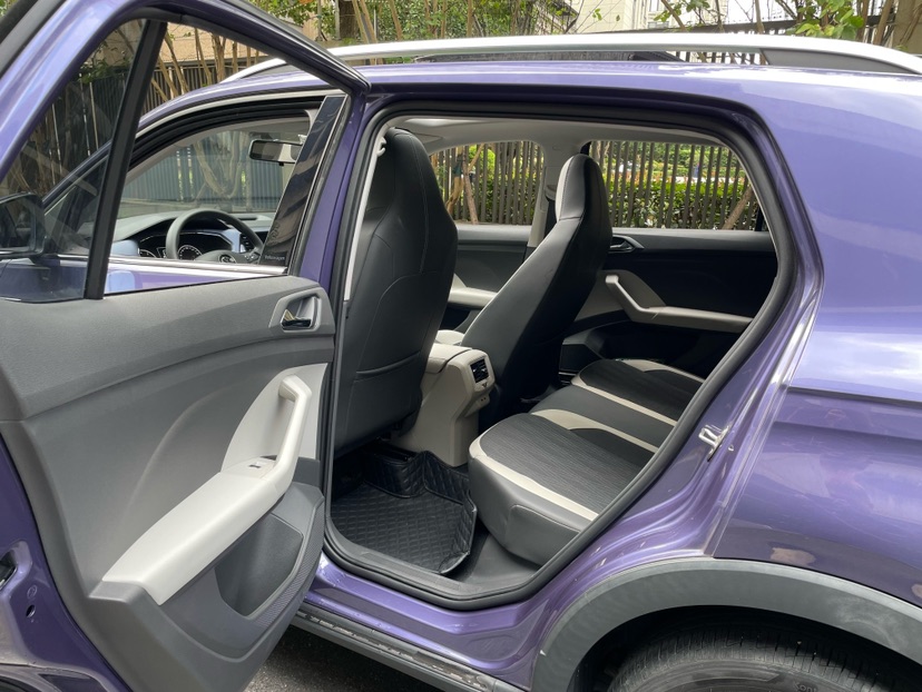 Volkswagen T-Cross 2021 car image #7