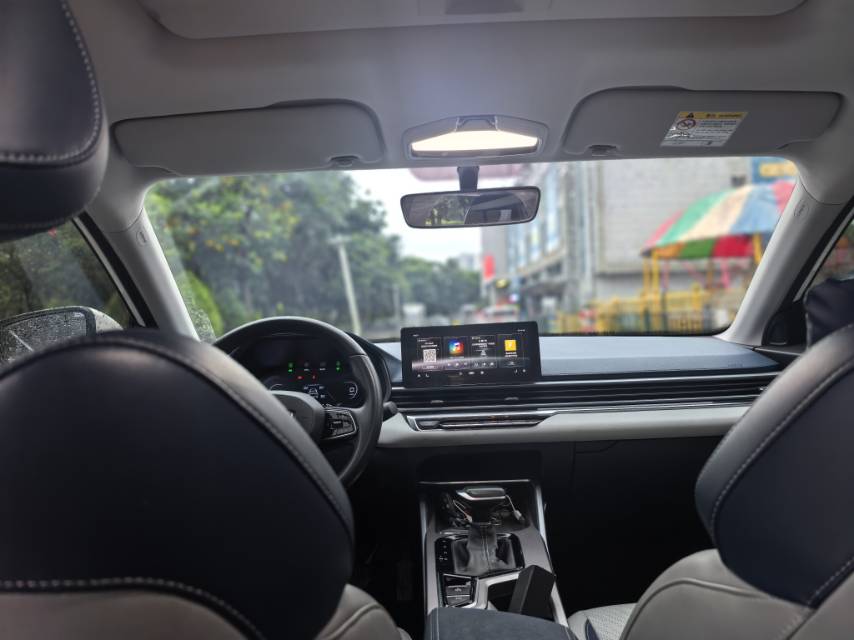 GEELY Emgrand 2021 car image #5