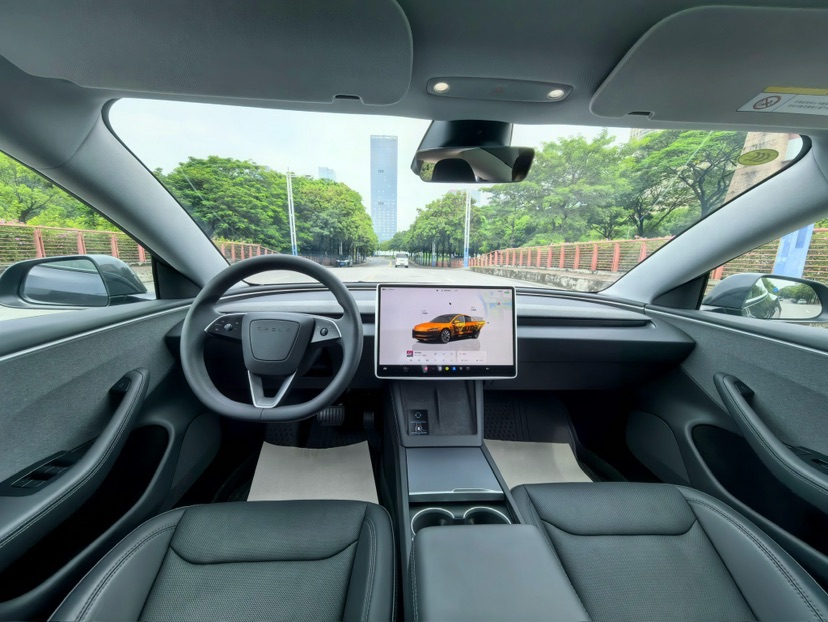 Tesla Model 3 2024 #6 Tesla Model 3 2024 car image #6