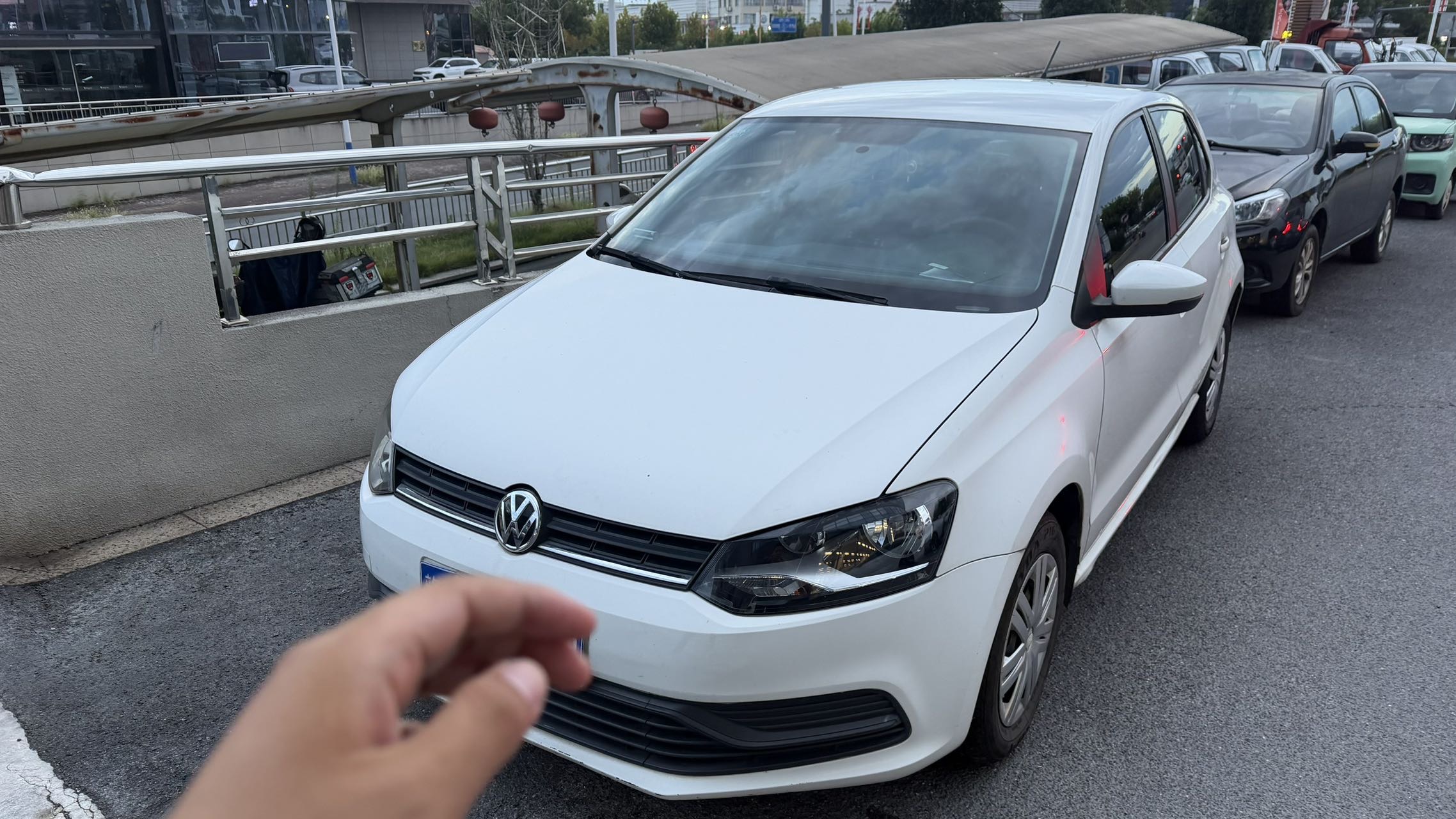 Volkswagen Polo 2017 Volkswagen Polo 2017 car image
