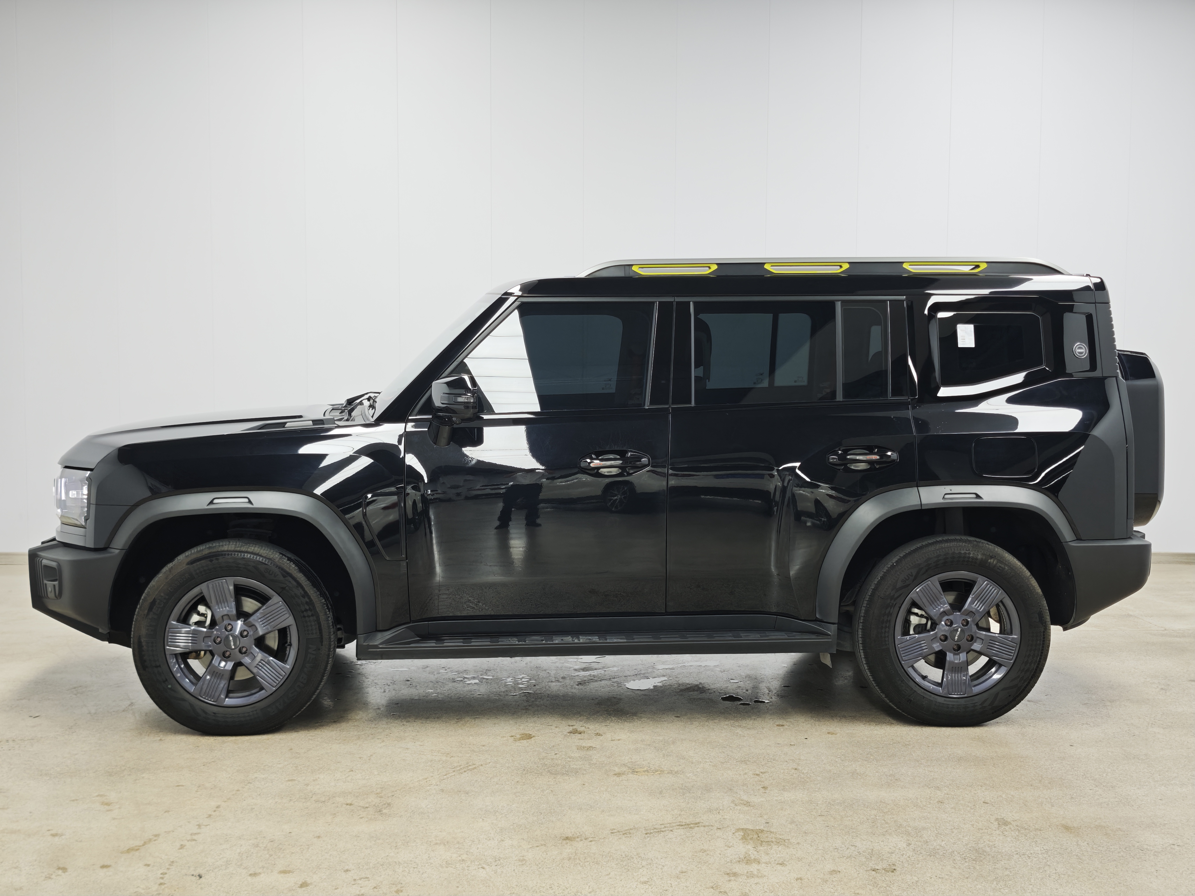 Jetour Traveller 2023 car image #6