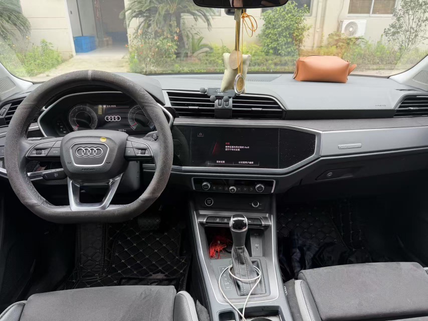 Audi Q3 2022 #7 Audi Q3 2022 car image #7