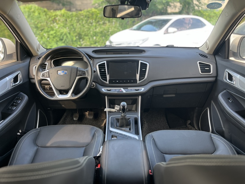 GEELY Vision X6 2019 car image #9