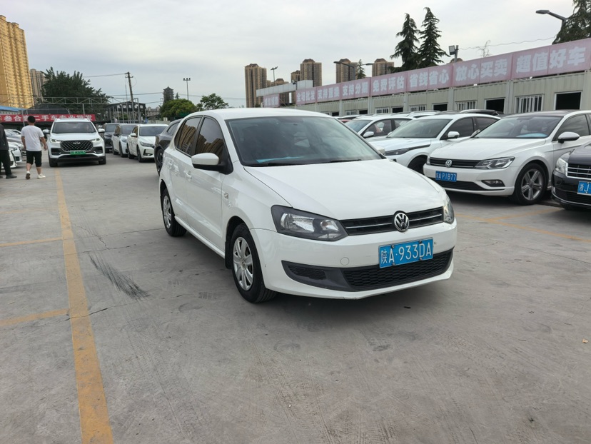 Volkswagen Polo 2013 #3 Volkswagen Polo 2013 изображение автомобиля #3