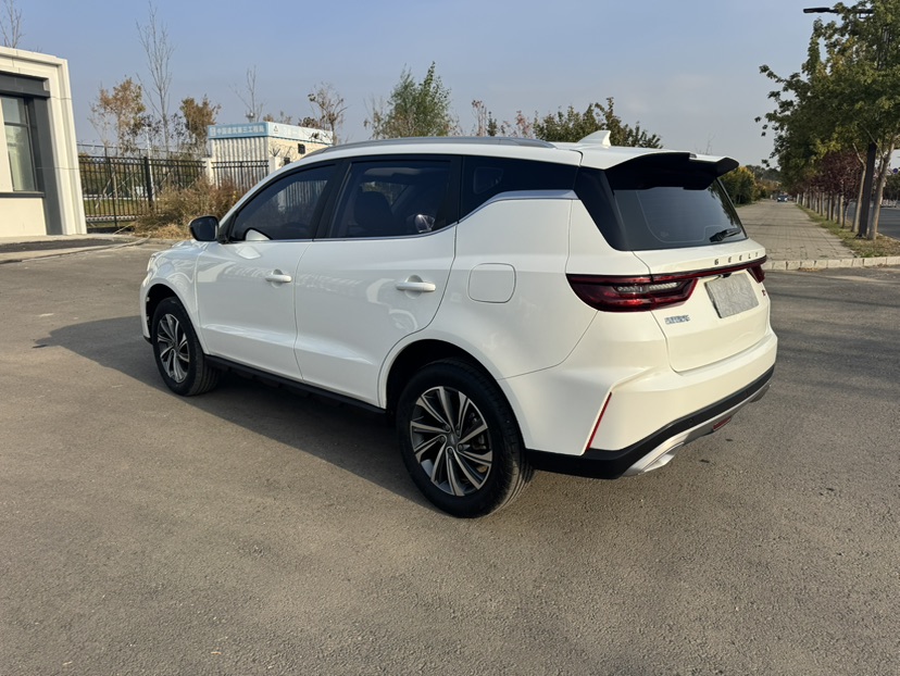 GEELY Vision X6 2023 car image #6