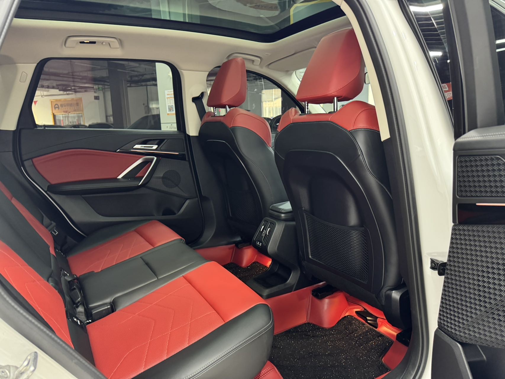 BMW X1 2023 car image #10