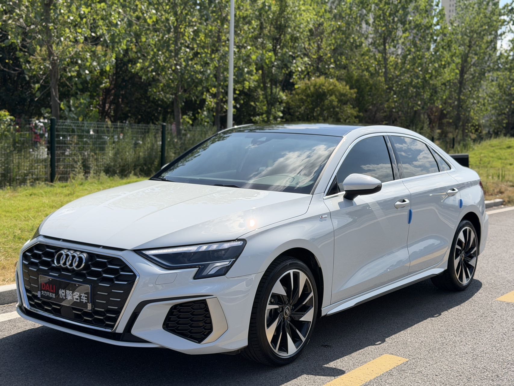 Audi A3 2024 immagine di auto 