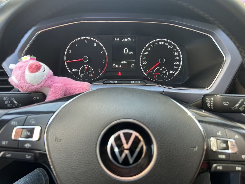 Volkswagen T-Cross 2021 immagine di auto #4