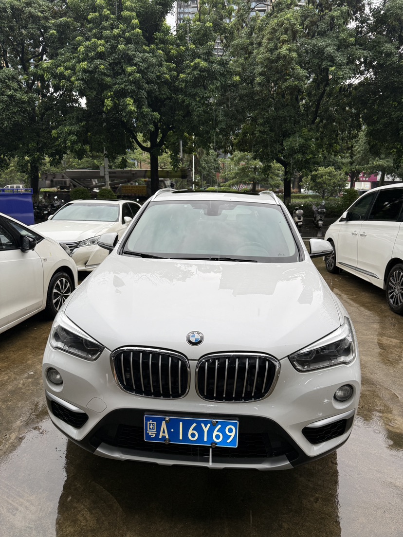 BMW X1 2018 صورة سيارة #2