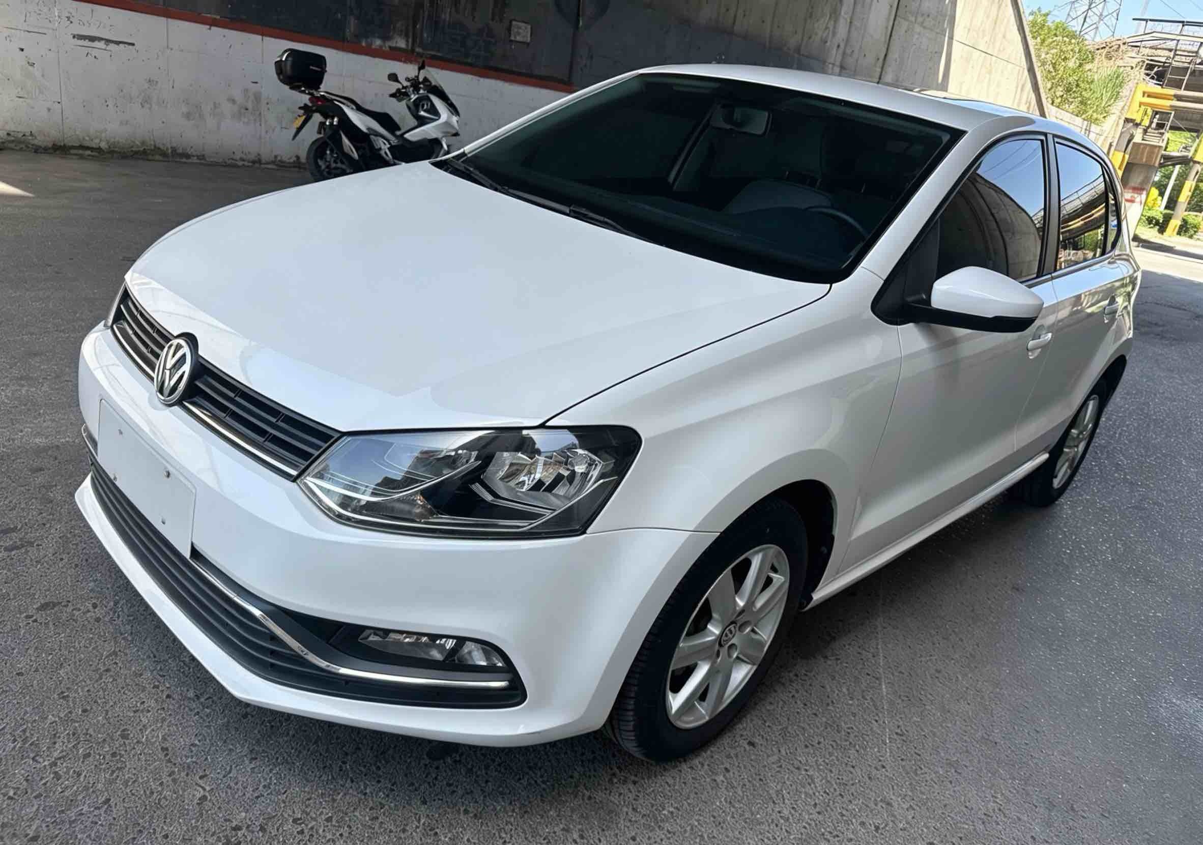Volkswagen Polo 2016 Volkswagen Polo 2016 car image