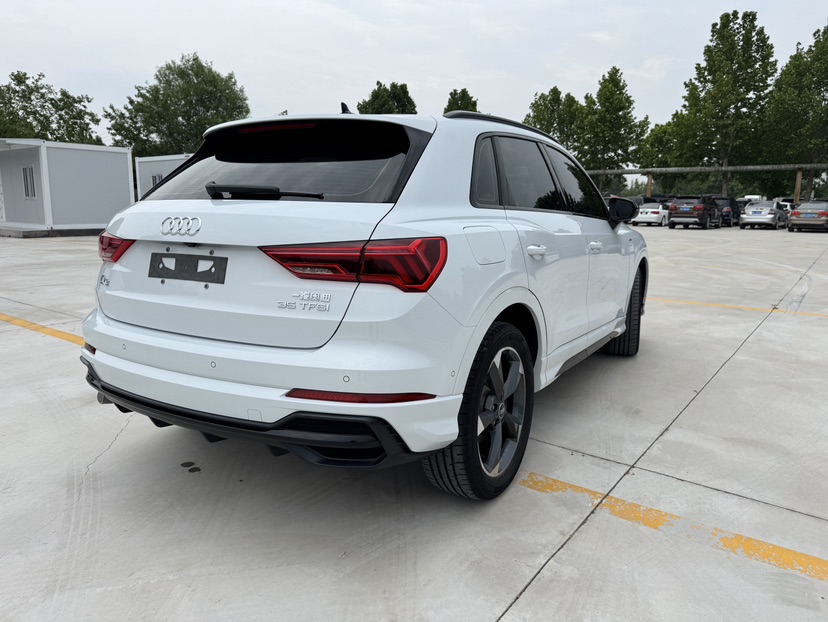 Audi Q3 2022 #8 Audi Q3 2022 car image #8