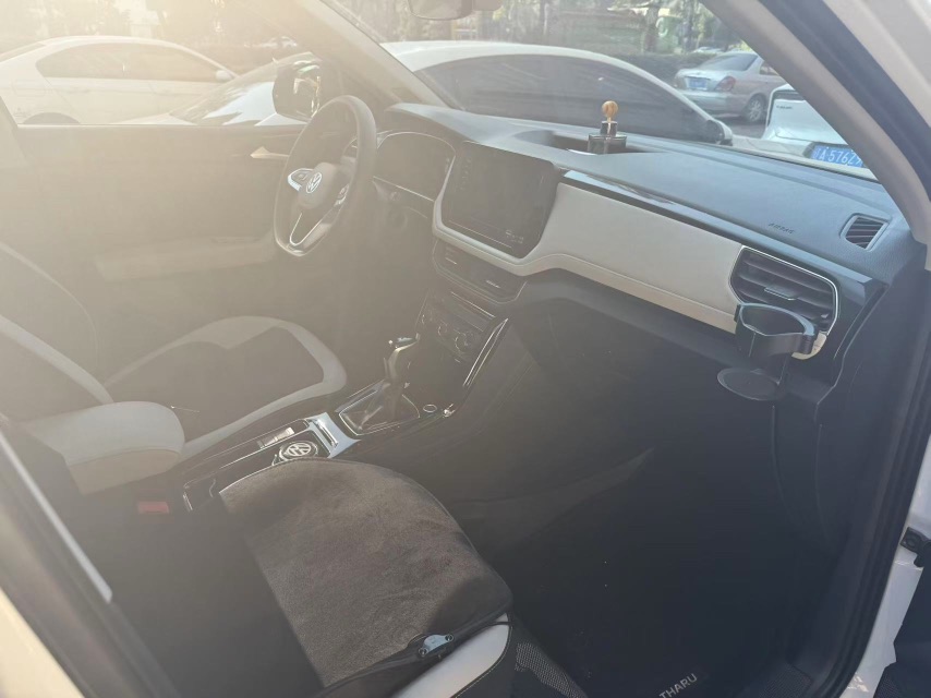 Volkswagen Tharu 2025 car image #3