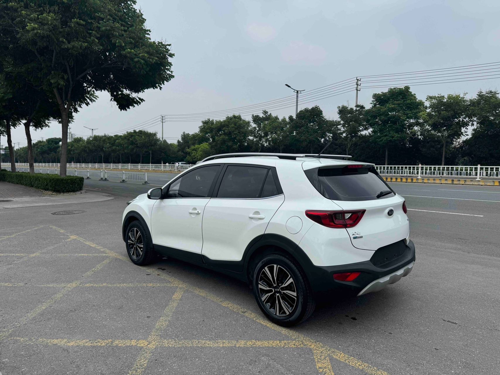 Kia KX1 2019 car image #3