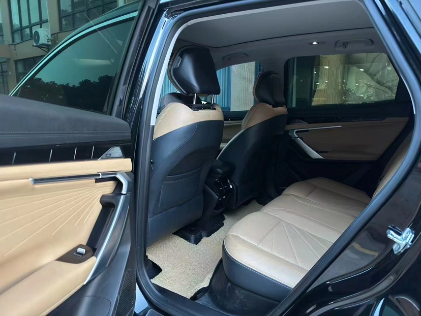 GEELY Boyue L 2023 car image #5