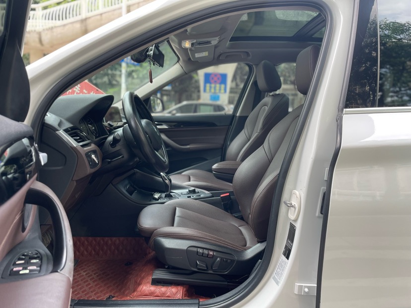 BMW X1 2019 car image #8
