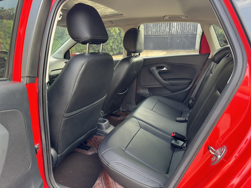 Volkswagen Polo 2019 car image #9