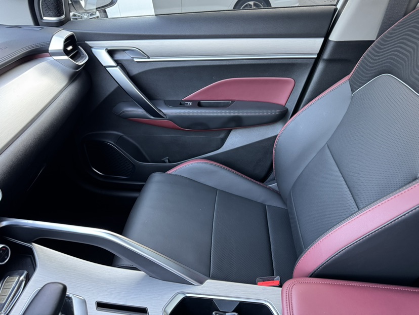 GEELY Coolray 2023 #15 GEELY Coolray 2023 car image #15