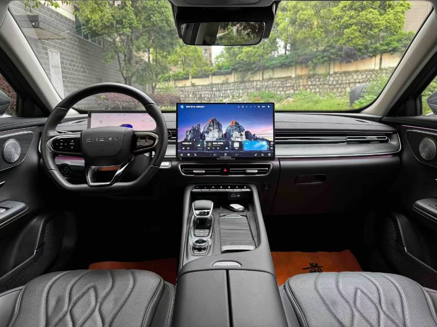 Chery Arrizo 8 Pro 2025 car image #7