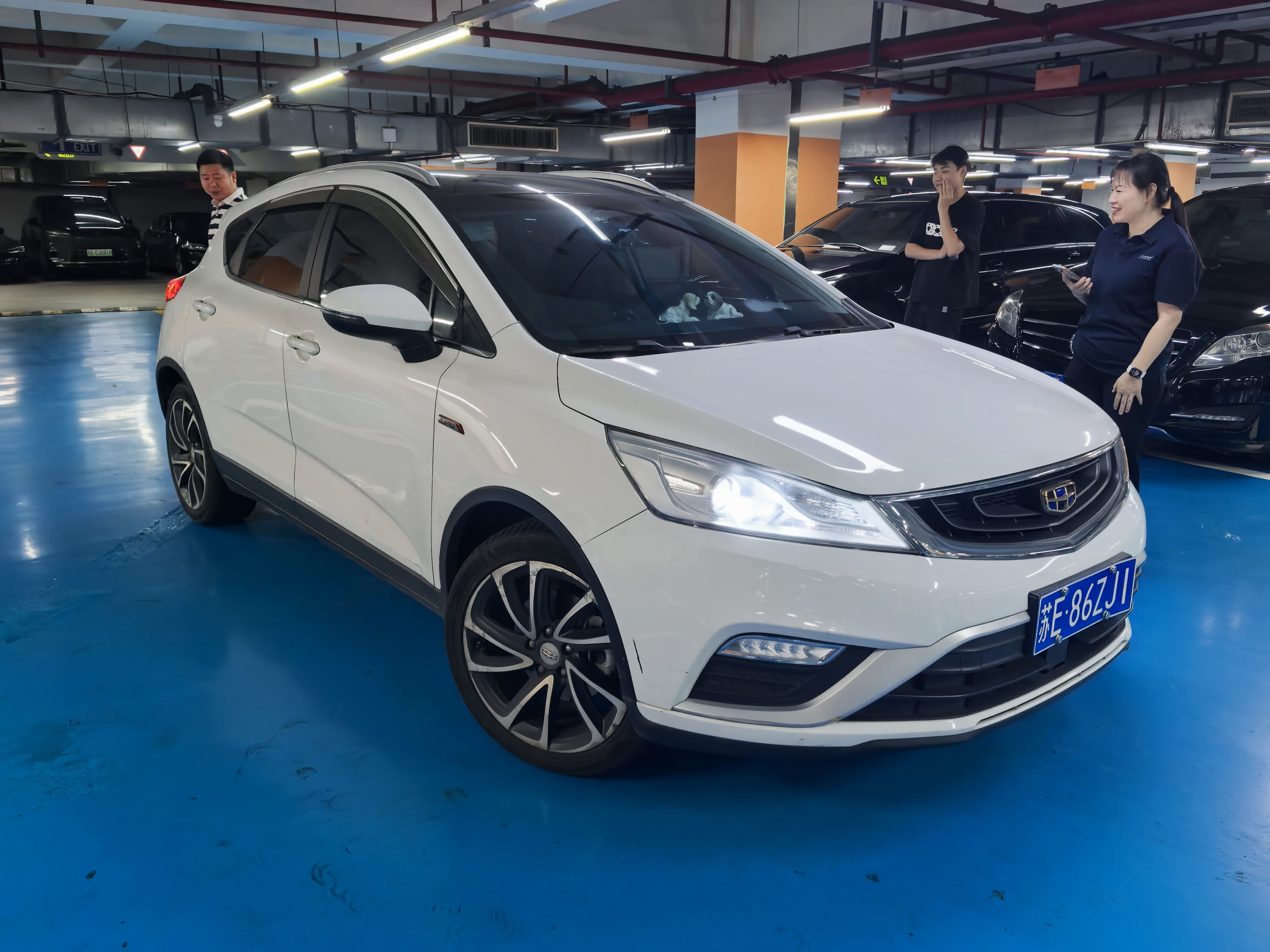 GEELY Emgrand GS 2016 GEELY Emgrand GS 2016 car image