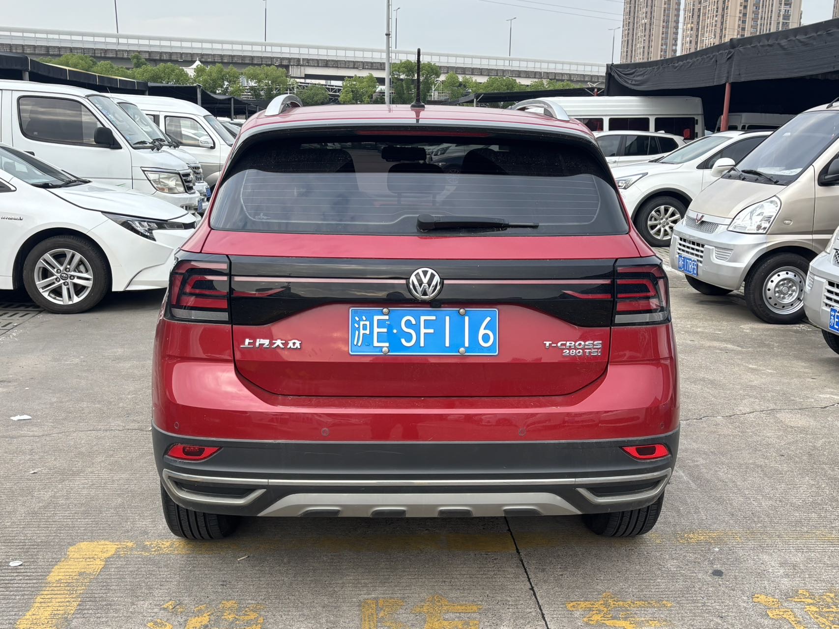 Volkswagen T-Cross 2020 car image #3