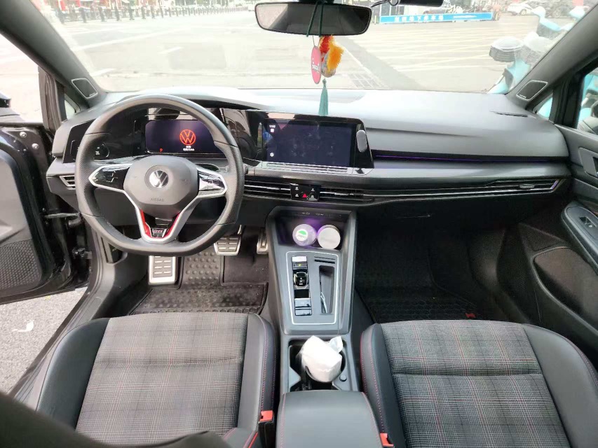 Volkswagen GolfGTI 2021 #4 Volkswagen GolfGTI 2021 car image #4