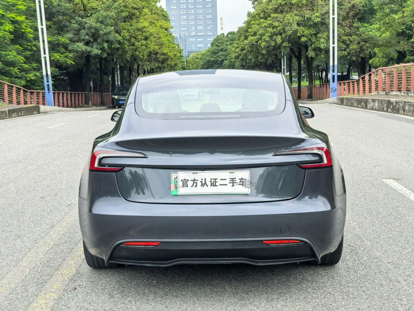 Tesla Model 3 2024 #8 Tesla Model 3 2024 car image #8
