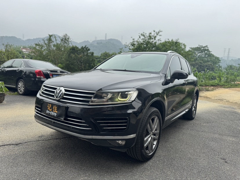 Volkswagen Touareg 2018 Volkswagen Touareg 2018 immagine di auto