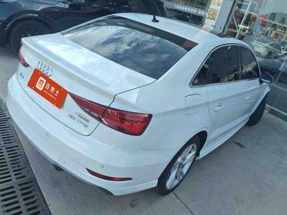 Audi A3 2019 image de voiture #4