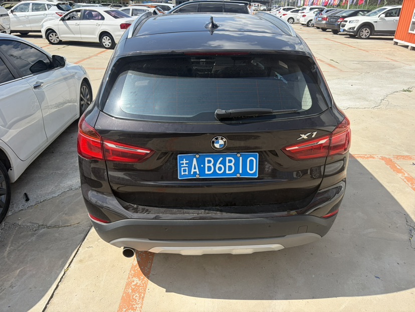 BMW X1 2018 #8 BMW X1 2018 car image #8