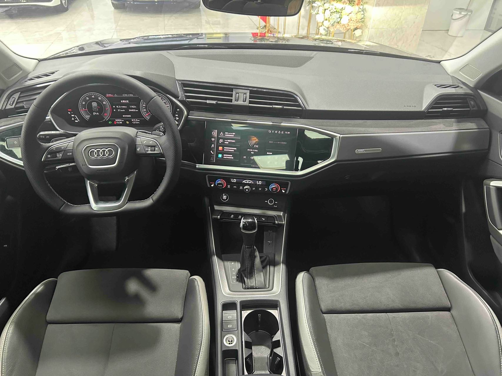 Audi Q3 2022 #3 Audi Q3 2022 car image #3