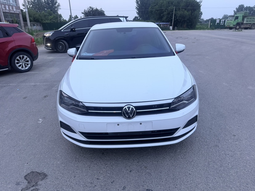Volkswagen Polo 2023 car image 