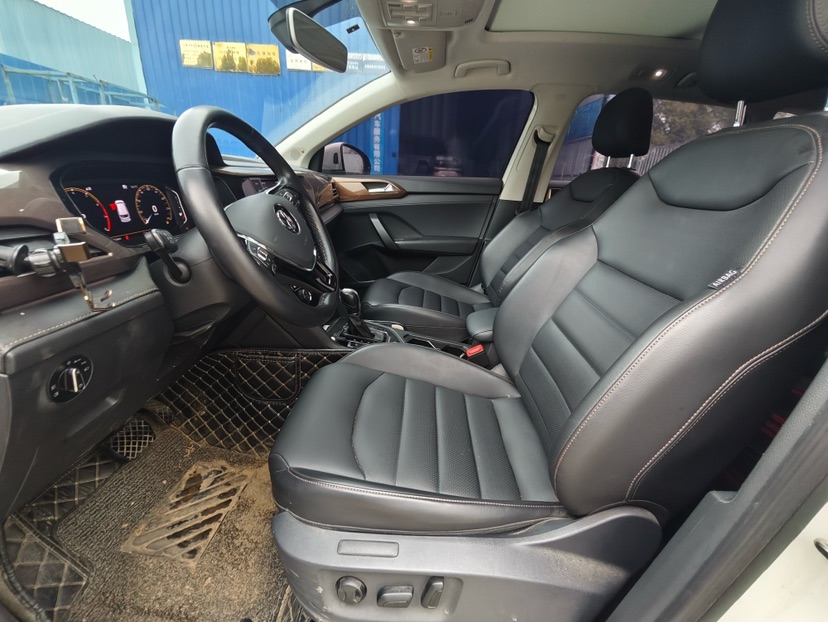Volkswagen Tharu 2019 immagine di auto #9
