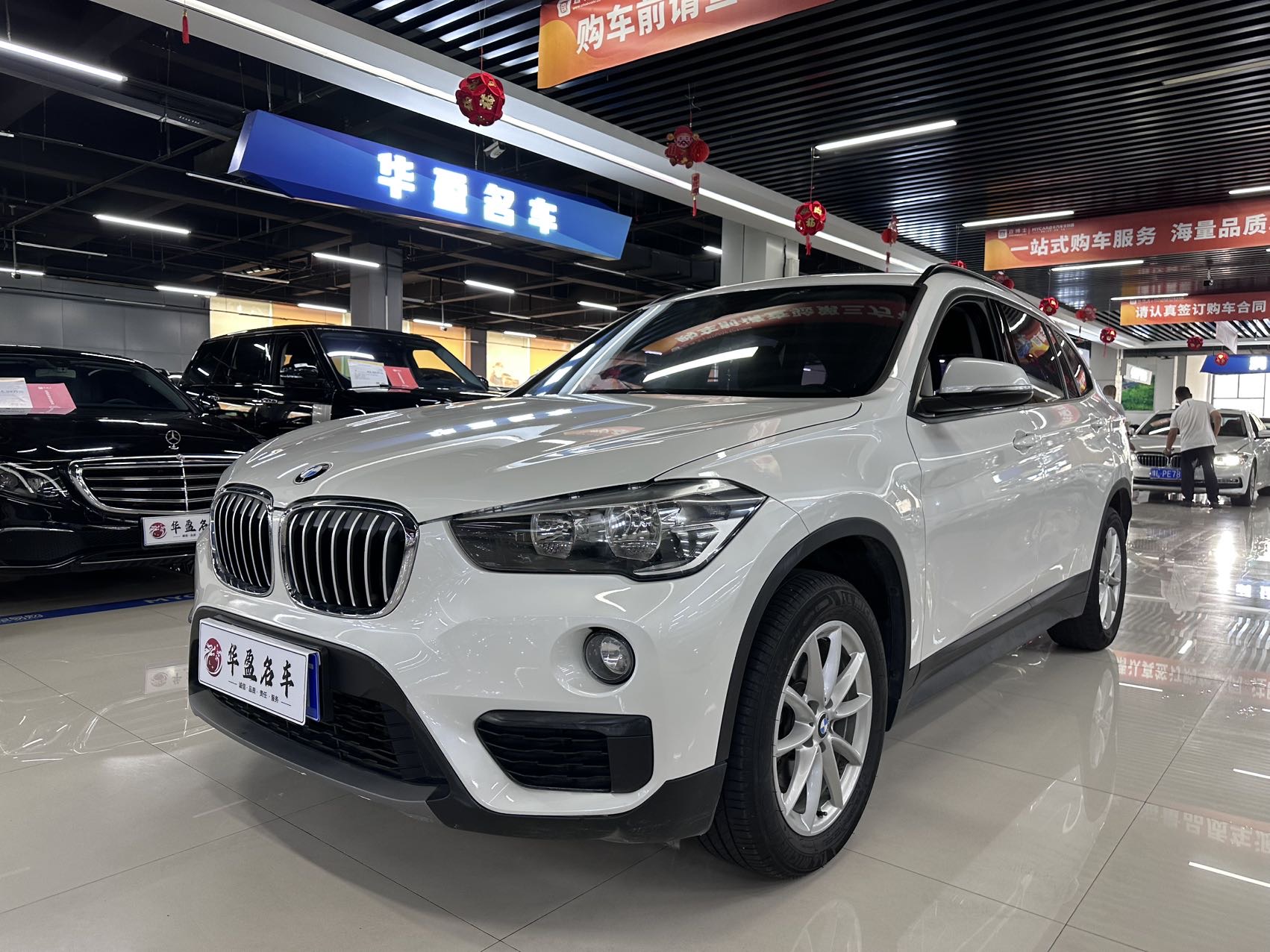 BMW X1 2019 BMW X1 2019 car image