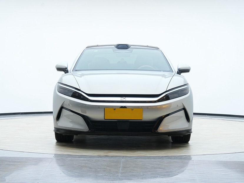 BYD HanL 2025 car image #2