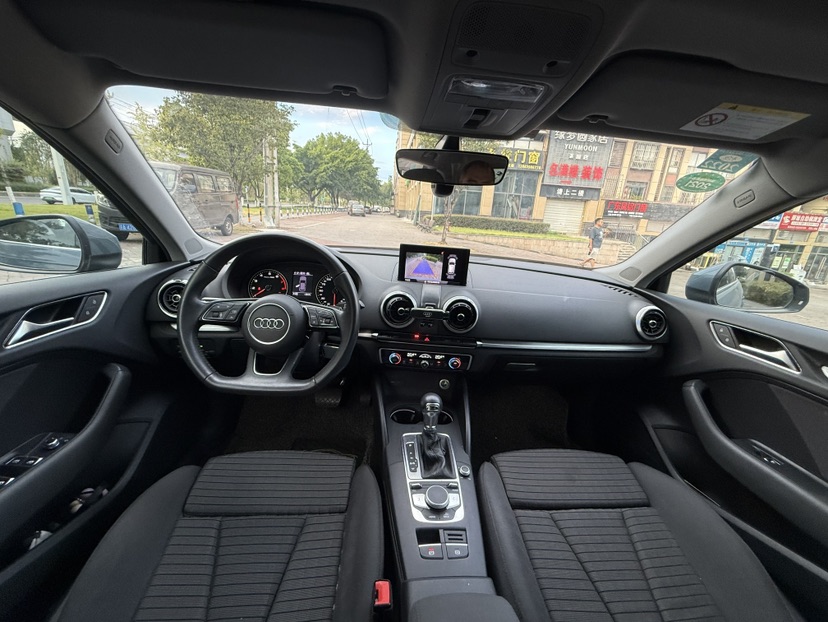 Audi A3 2019 car image #10