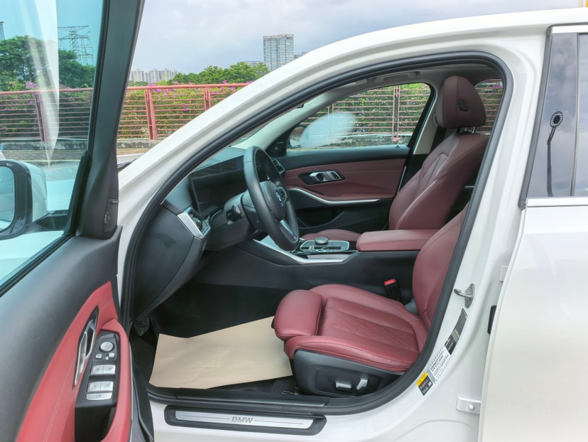 BMW i3 2023 car image #4