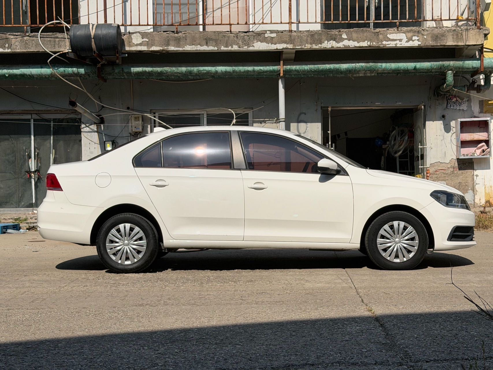 Volkswagen Santana 2019 car image #4