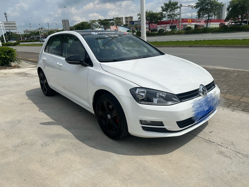 Volkswagen Golf 2014 car image #3